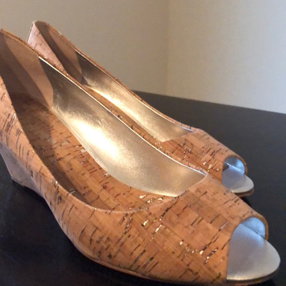 Donald Pliner Metallic Cork Wedges - Picture 6 of 6